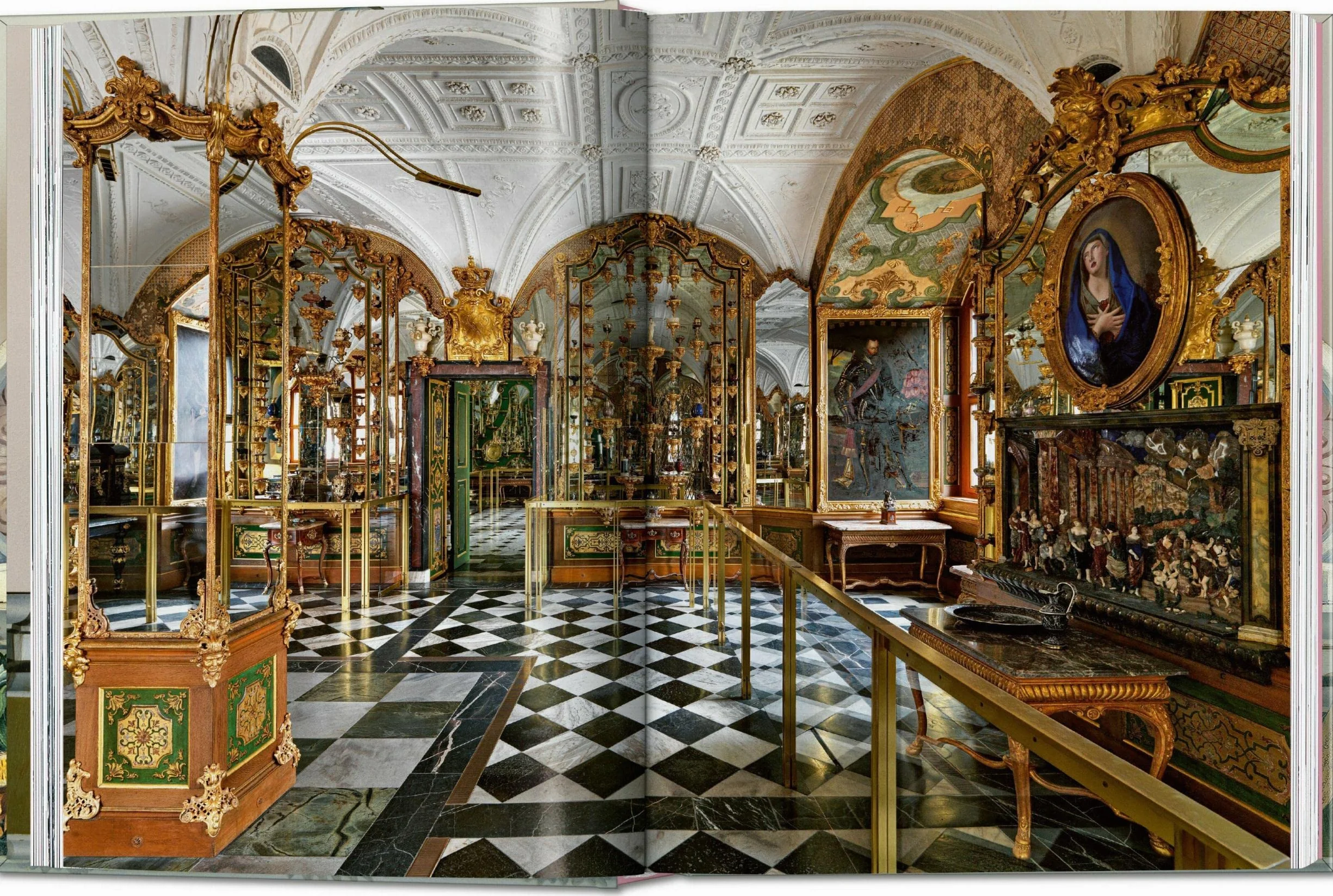 Massimo Listri: Cabinet of Curiosities. 45th Ed.