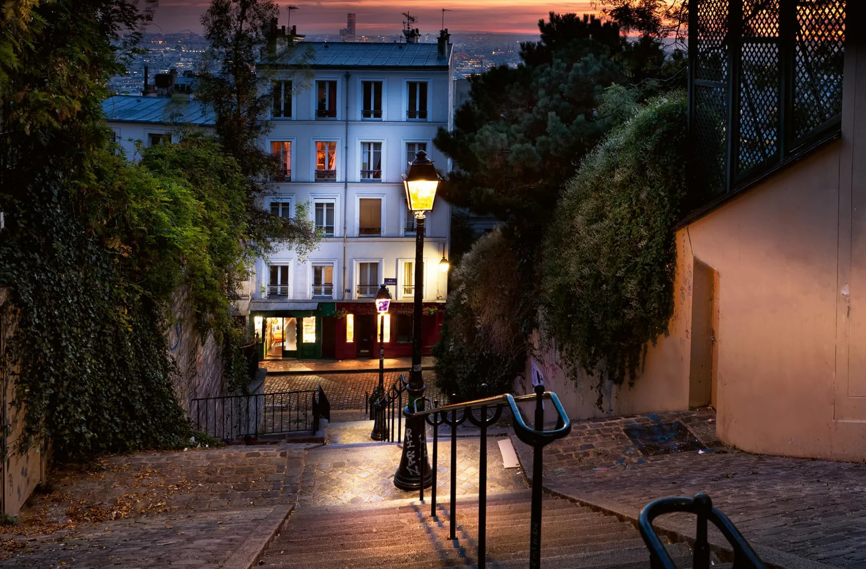 Paris: Serge Ramelli