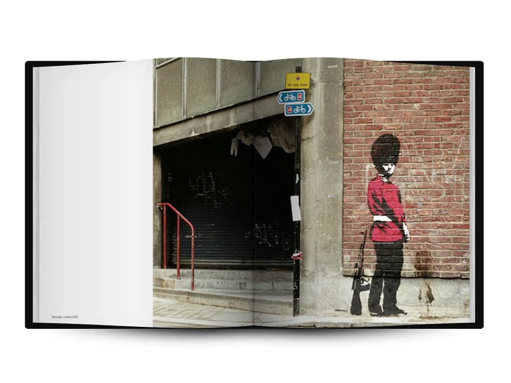 Banksy. Wall and piece: 21 x 26 cm