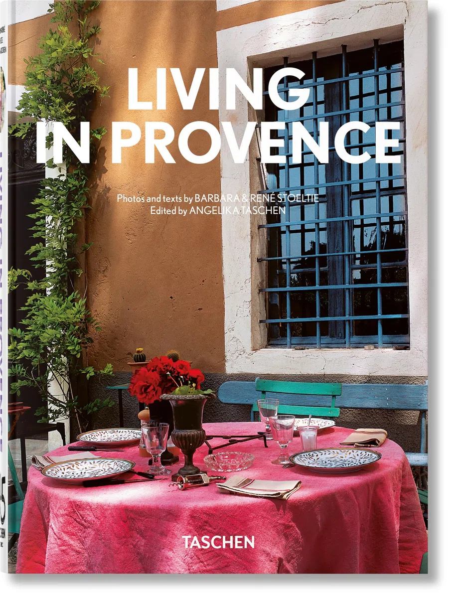 Living in Provence: 45th Ed.
