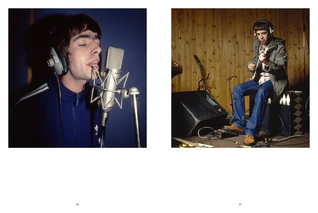 Roll With It: Oasis in Photographs 1994–2002