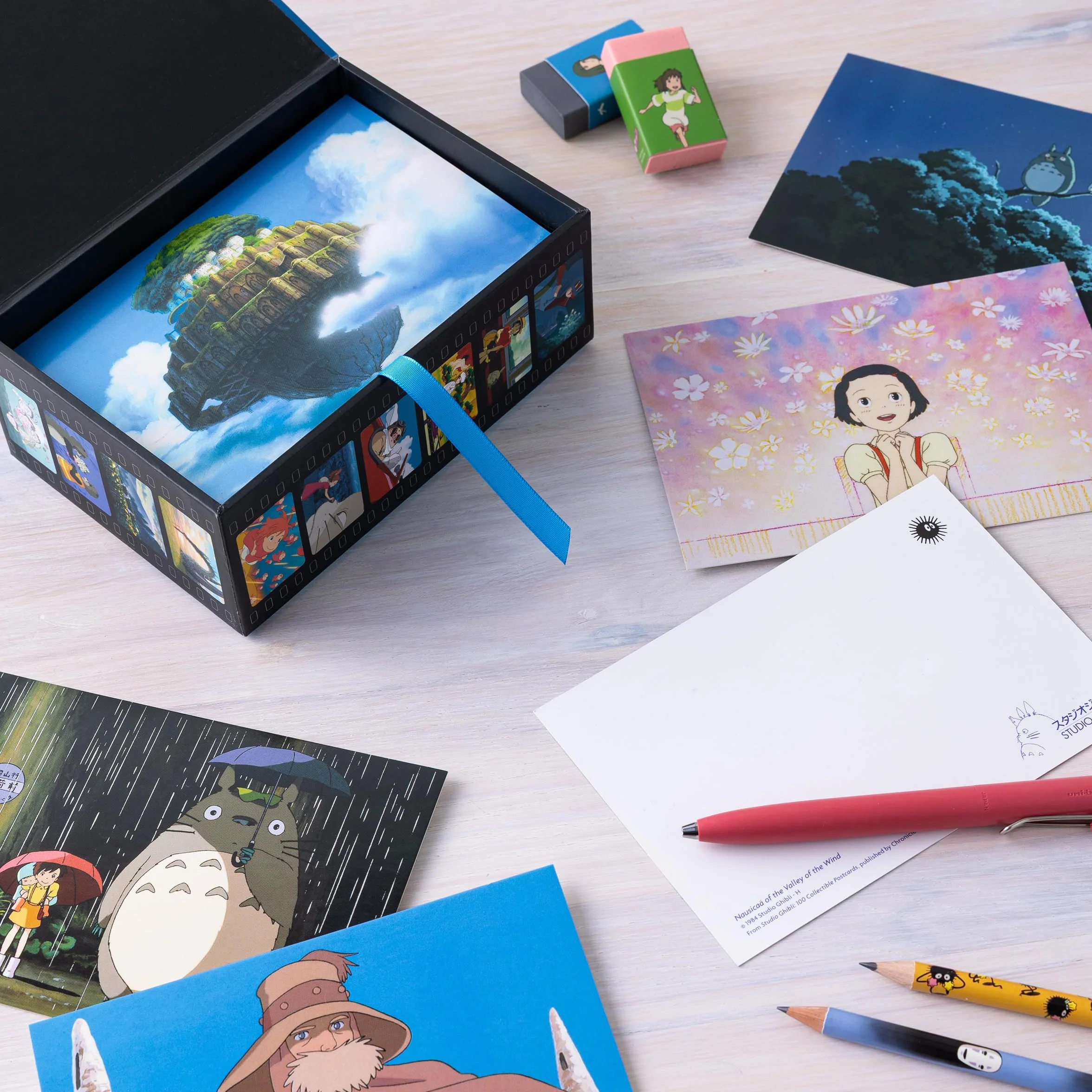 Studio Ghibli 100 Collectible Postcards: Final Frames from the Feature Films (1984-2014)